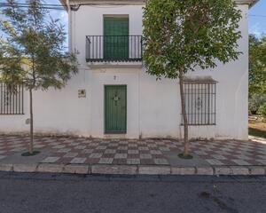 Casa de 4 habitaciones en Villas Blancas, Albolote