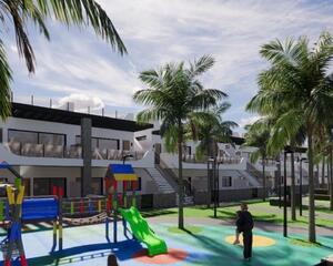Apartamento con piscina en Punta Prima, Orihuela Costa
