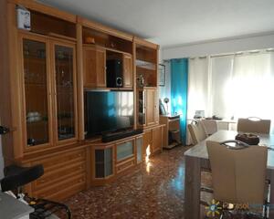 Apartamento de 3 habitaciones en Ayuntamiento, Oliva