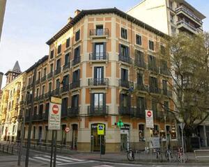 Pis de 2 habitacions en Primer Ensanche, Pamplona