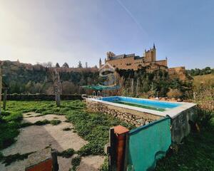 Chalet con piscina en Vía Roma, Segovia