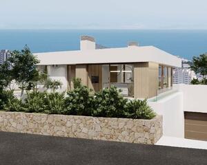 Villa amb terrassa en Finestrat