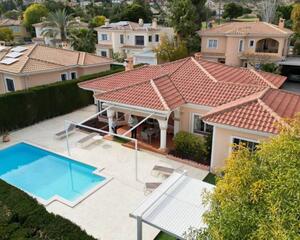 Villa con piscina en Alicante, Bonalva Mutxamel