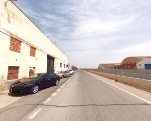 Nave Industrial de 8 habitaciones en Carretera Mahora, Albacete