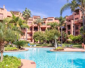 Apartamento con piscina en Este, Las Chapas Marbella