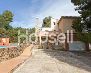 Casa con piscina en Corbera de Llobregat