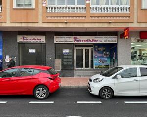 Local comercial con calefacción en Habaneras, Mata Torrevieja