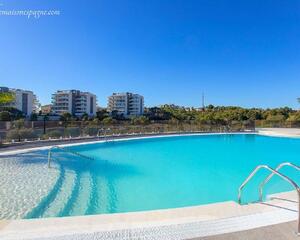 Apartamento con piscina en Villamartin, Orihuela Costa