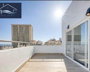 Ático de 3 habitaciones en Centro, Alicante