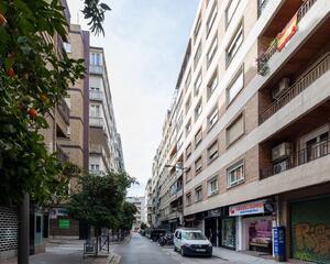 Piso de 6 habitaciones en Centro, Granada
