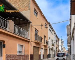 Adosado de 5 habitaciones en Zaidín, Granada