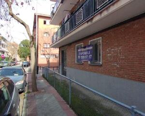 Local comercial reformado en Buena Vista, Carabanchel Madrid