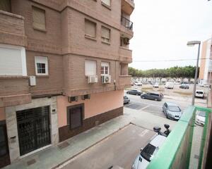 Piso de 3 habitaciones en Zapillo, Almería