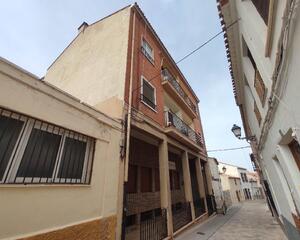 Piso con terraza en Casco Histórico, Almansa
