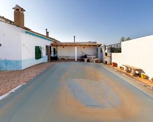 Casa rural con piscina en Cortes de Baza