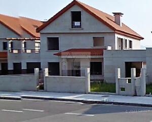 Chalet de 6 habitaciones en Avenida Playa Ladeira, Baiona