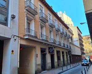 Ático de 2 habitaciones en Centro, Zaragoza