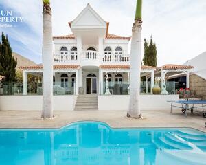 Villa con piscina en El Madroñal, Costa Adeje Adeje
