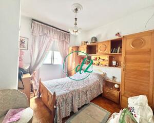 Piso de 3 habitaciones en Mariñamansa, Ourense