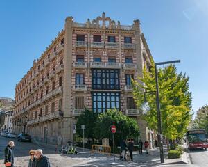 Ático de 3 habitaciones en Gran Vía, Centro Granada