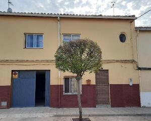 Casa amb xemeneia en Centro, Alpera