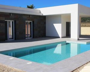Villa con piscina en None, La Romana