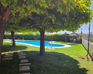 Piso con piscina en Camping, Brillante Córdoba