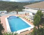 Casa rural con piscina en Canillas de Albaida