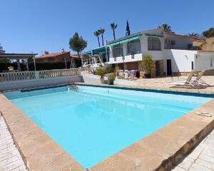 Casa con piscina en La Granja, Norte La Nucia