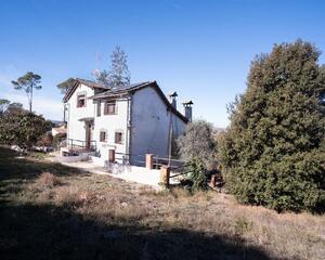 Casa buenas vistas en La Font del Bosc, Mediona