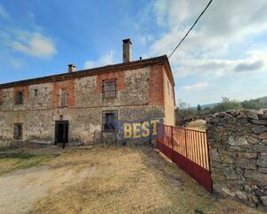 Casa de 6 habitaciones en Revenga, Segovia
