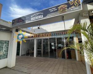 Local comercial con terraza en 200 M Playa, Xeraco