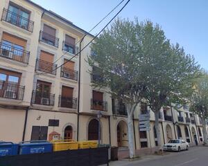 Pis amb terrassa en Centro, Almansa