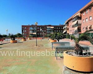Piso con piscina en Centro, Castelldefels