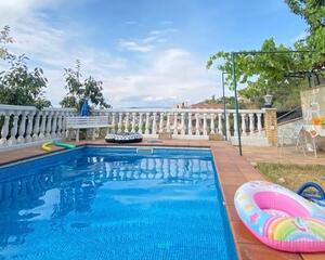 Casa amb piscina en Mas Ram, Pomar Canyet Badalona