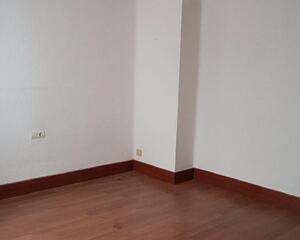 Piso de 3 habitaciones en Centro, Granada
