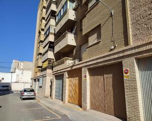 Pis de 3 habitacions en Av. País Valenciano, Albatera