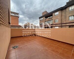 Apartamento amueblado en Centro , Albacete