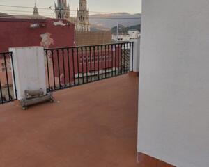 Piso con terraza en Almendros Aguilar, Jaén