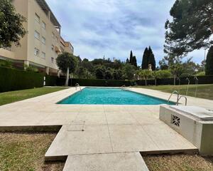 Piso con piscina en Limonar, Este Málaga