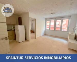 Piso de 6 habitaciones en Raval Roig, Centro Alicante