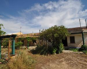 Casa rural de 3 habitaciones en Ctra. Jumilla, Pinoso