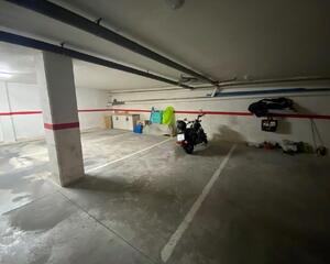 Garaje de 3 habitaciones en Centro, Segur de Calafell