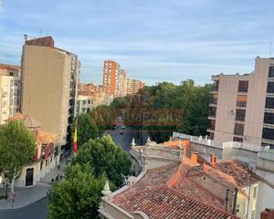 Piso con terraza en Centro, Hospital Albacete