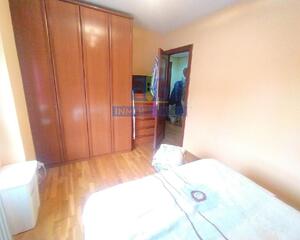 Apartamento de 1 habitación en C/ Antonio Cerda, Navatejera