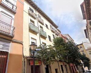 Piso de 2 habitaciones en Embajadores, Centro Madrid