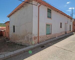 Casa con trastero en Malaguilla